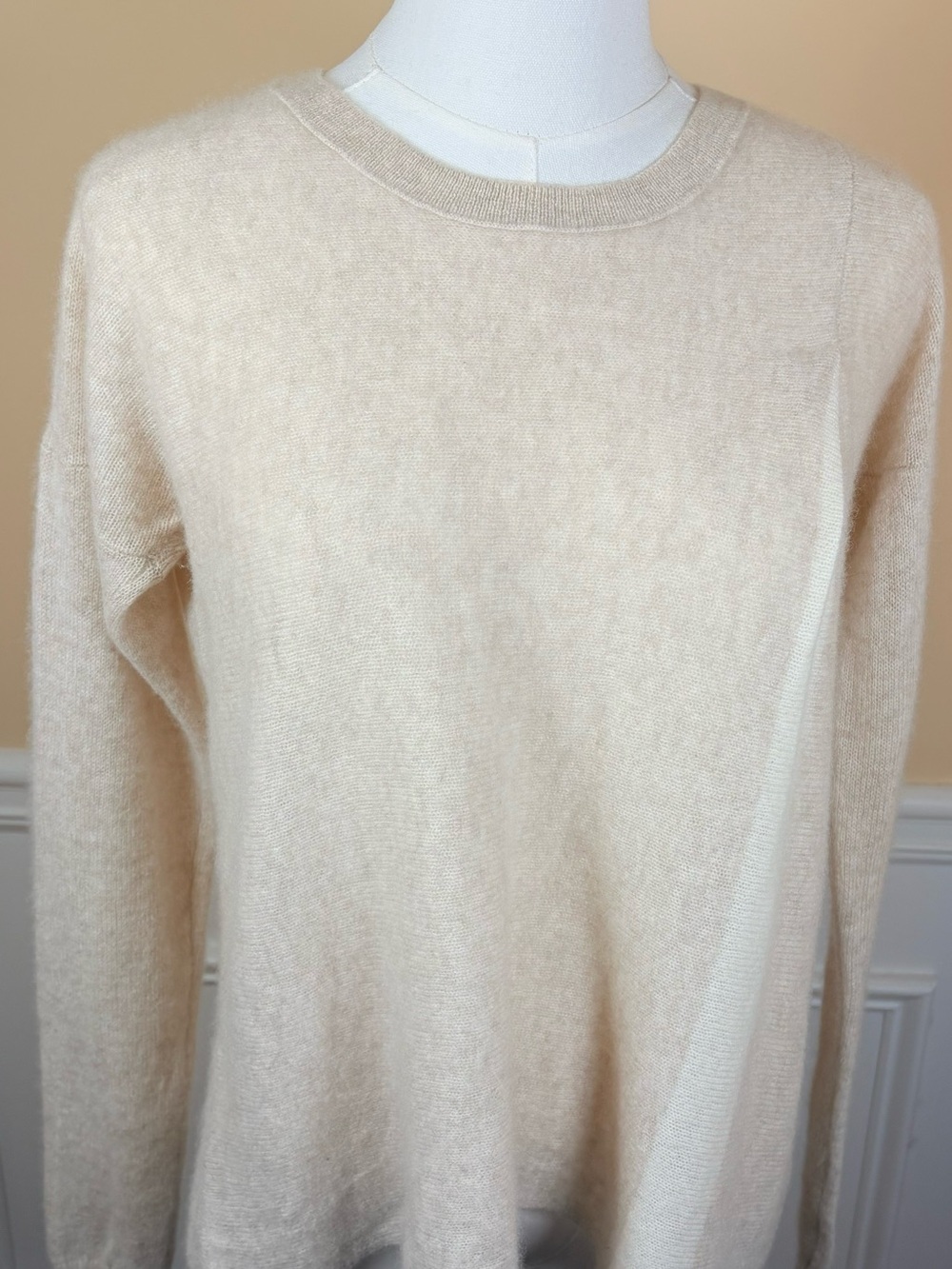 🤍 WHITE + WARREN 100% CASHMERE CREAM CREWNECK SWEATER SIZE S